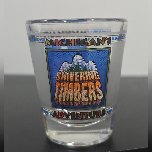 Michigan's Shot Glass Set Of 5 - Picture 5 of 6
